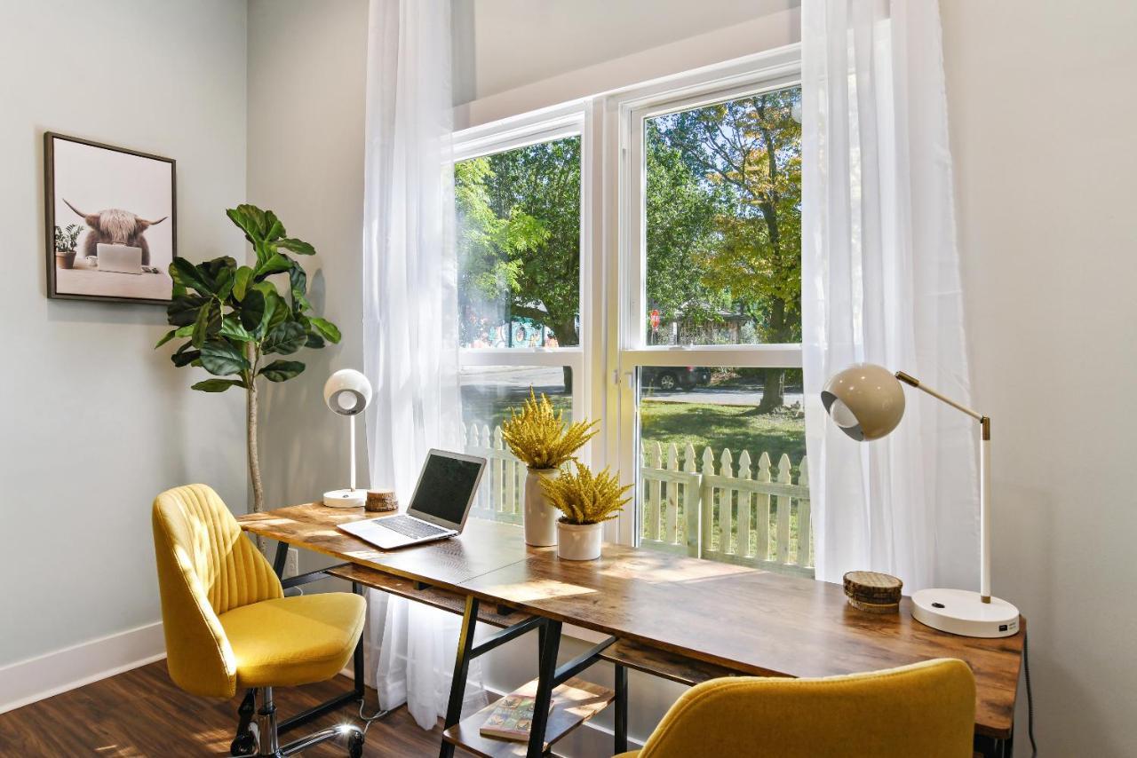 Sun Lit Modern Home With Good Vibes And Lots Of Coffee - Designedbydom Atlanta Esterno foto