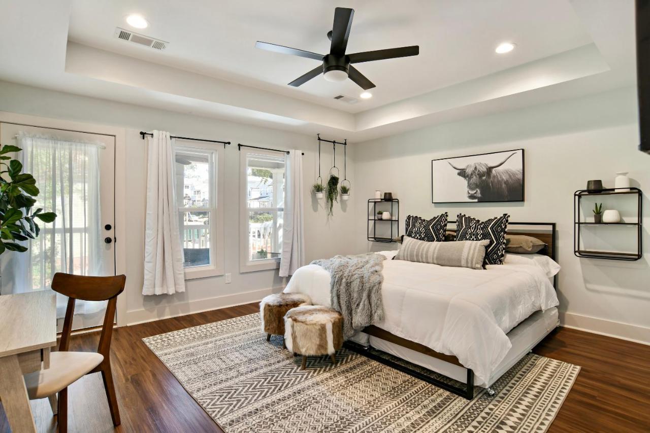 Sun Lit Modern Home With Good Vibes And Lots Of Coffee - Designedbydom Atlanta Esterno foto