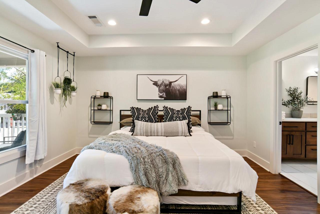 Sun Lit Modern Home With Good Vibes And Lots Of Coffee - Designedbydom Atlanta Esterno foto